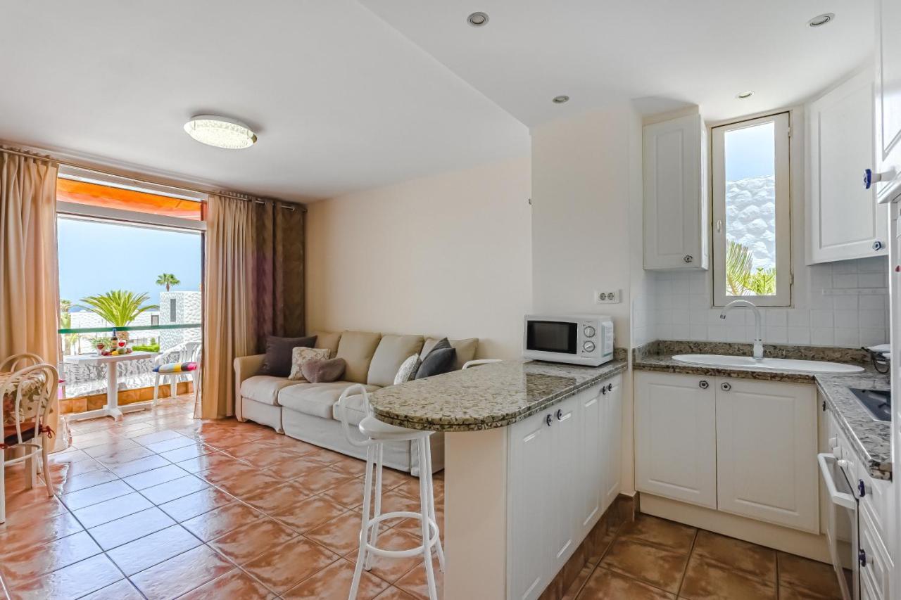 America - 150 Meters From The Beach, Free Wi-fi * Arona (Tenerife)