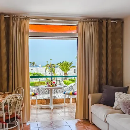 Apartment Apart America - 150 Meters From The Beach, Free Wi-Fi Arona  Exterior photo