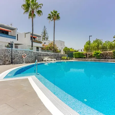 Apartment Apart America - 150 Meters From The Beach, Free Wi-Fi Arona  Exterior photo