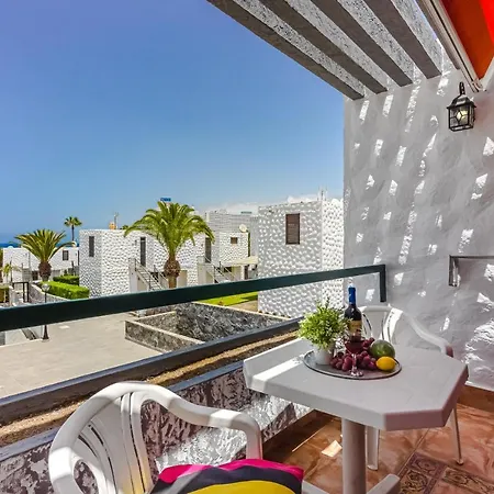 Apartment Apart America - 150 Meters From The Beach, Free Wi-Fi Arona  Exterior photo