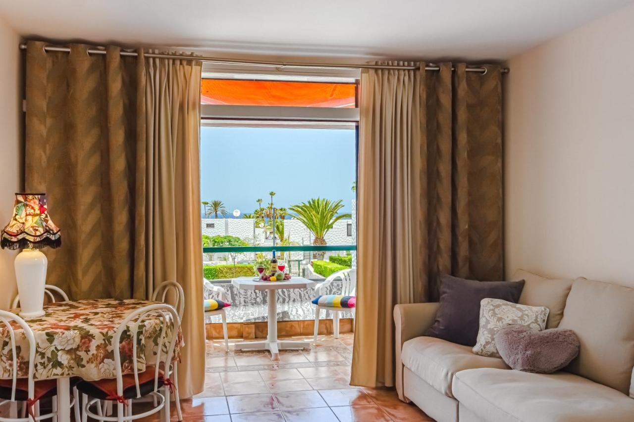 America - 150 Meters From The Beach, Free Wi-fi Apartment Arona (Tenerife)