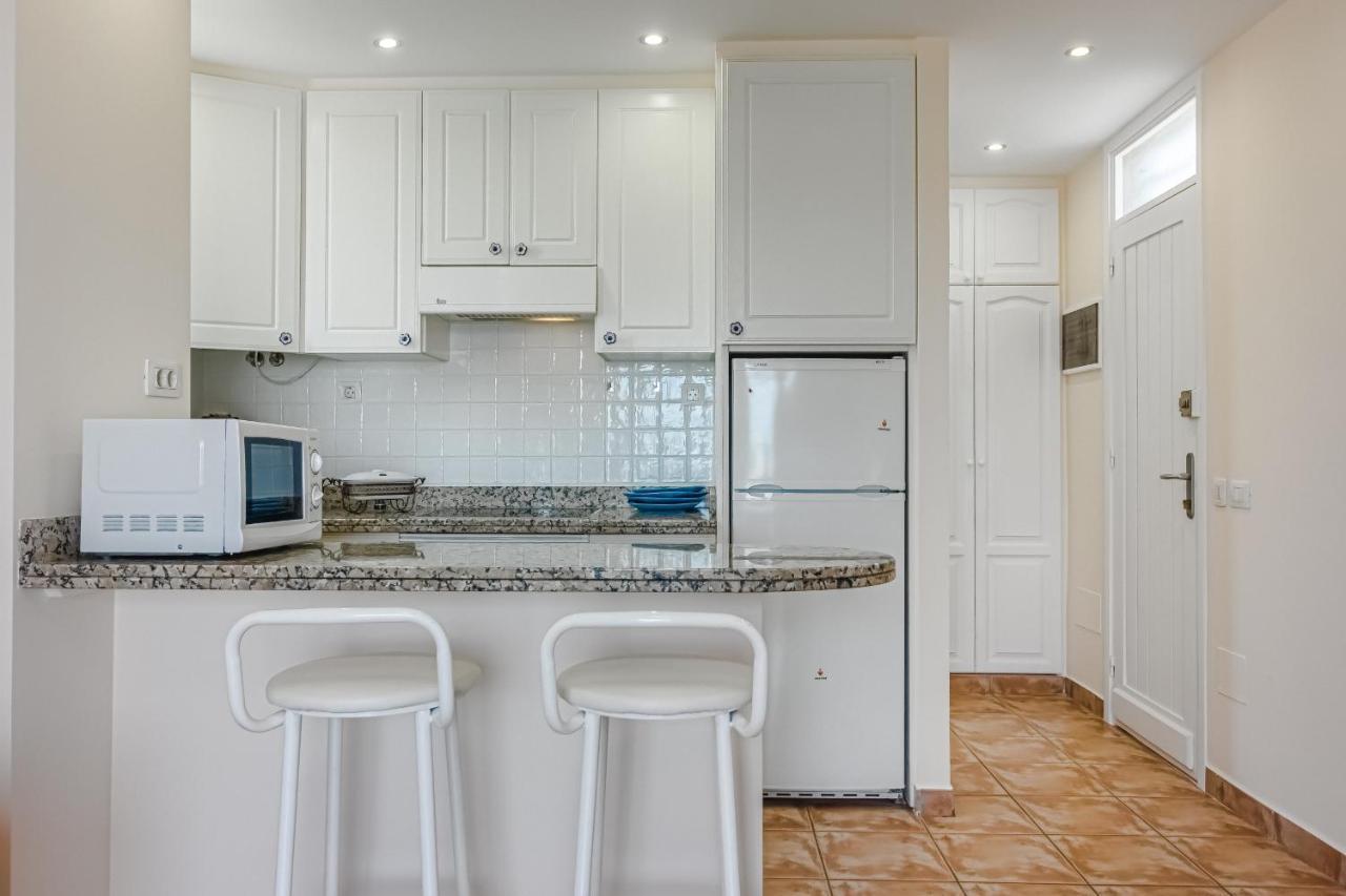 America - 150 Meters From The Beach, Free Wi-fi Apartment *
